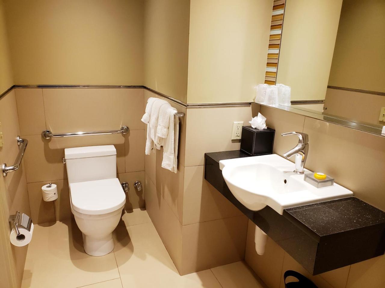 Double Room with Two Double Beds - Disability Access,767831911:JPEG