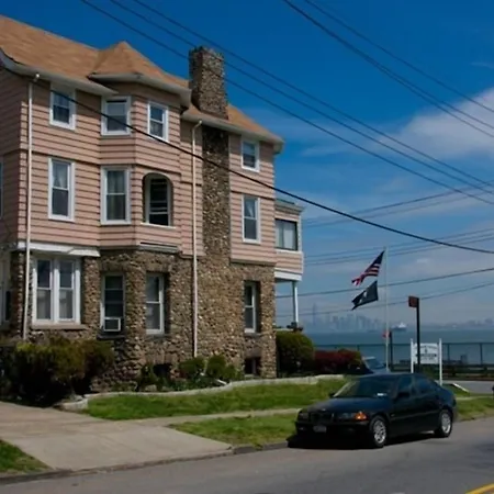Harbor House Bed And Breakfast-2