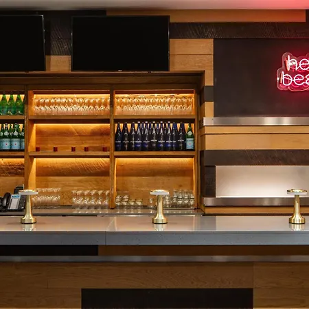 Newly Renovated Embassy Suites By Hilton New York Manhattan Times Square-3